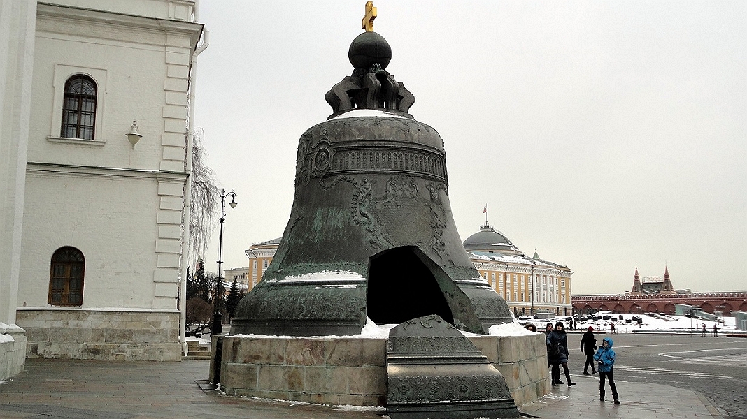 Царь-колокол Царь-колокол в Московском Кремле